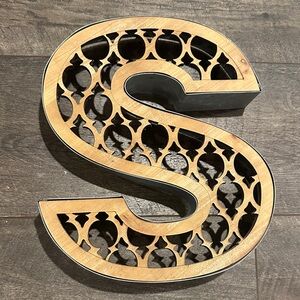 Decorative Letter S